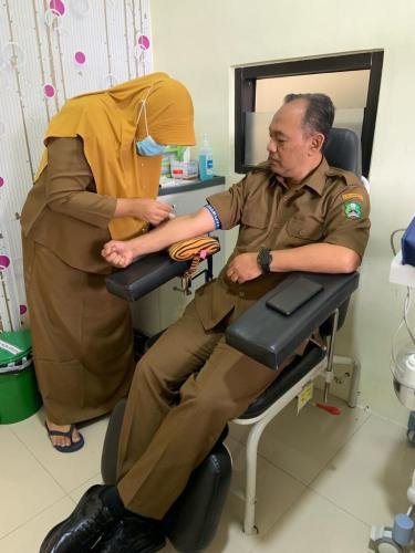 Dinas Kesehatan Kab. magetan menyelenggarakan General Medical Check Up untuk jajaran struktural di lingkungan pemerintah daerah kab. Magetan dalam rangka memperingati Hari Kesehatan Nasional ke -59